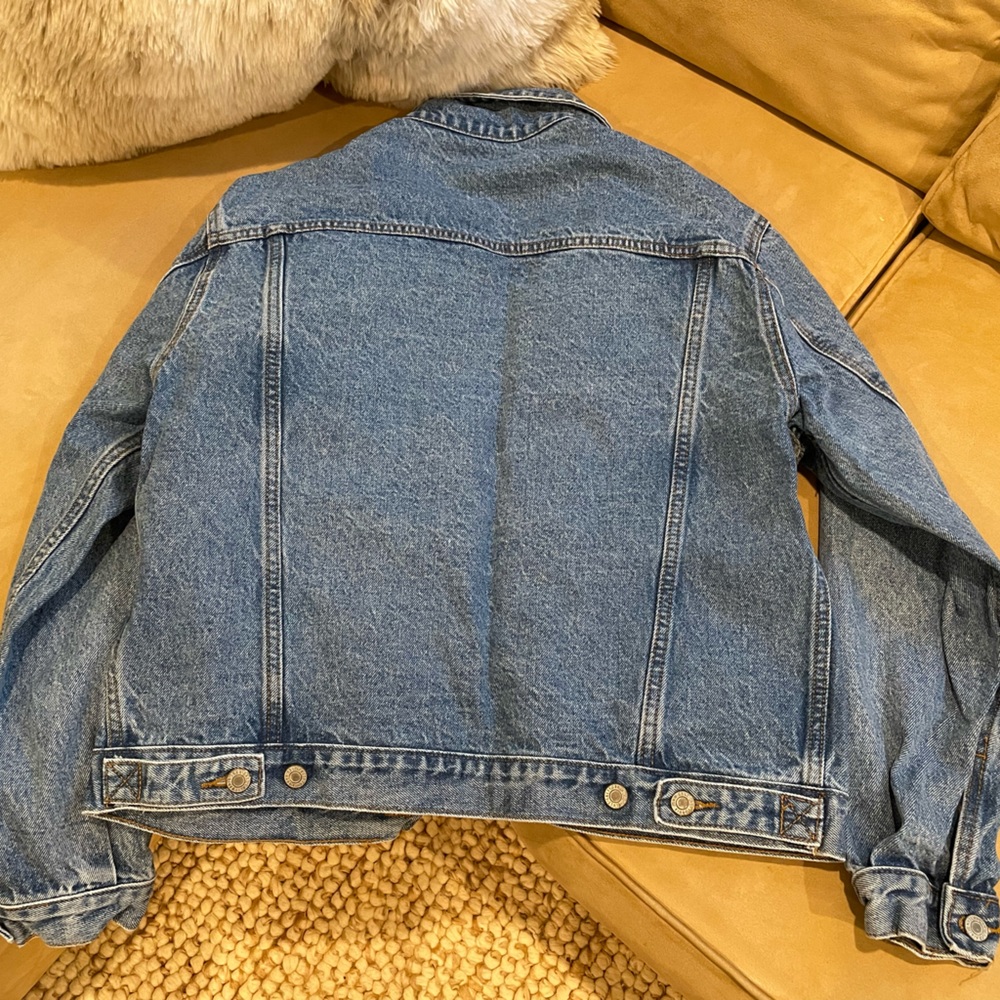 Brandy Melville Jean Jacket - Picture 3 of 4